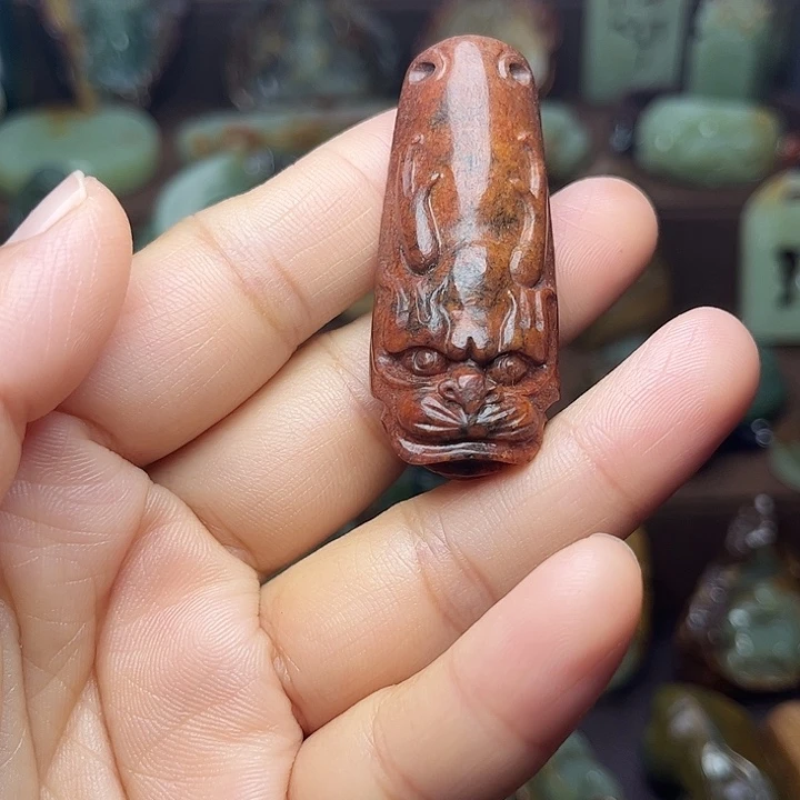 岫岩河磨玉（透闪石质玉）未镶嵌颈饰