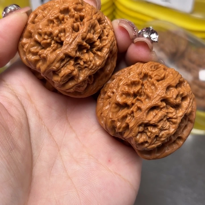 文玩核桃吊坠44-31610-02