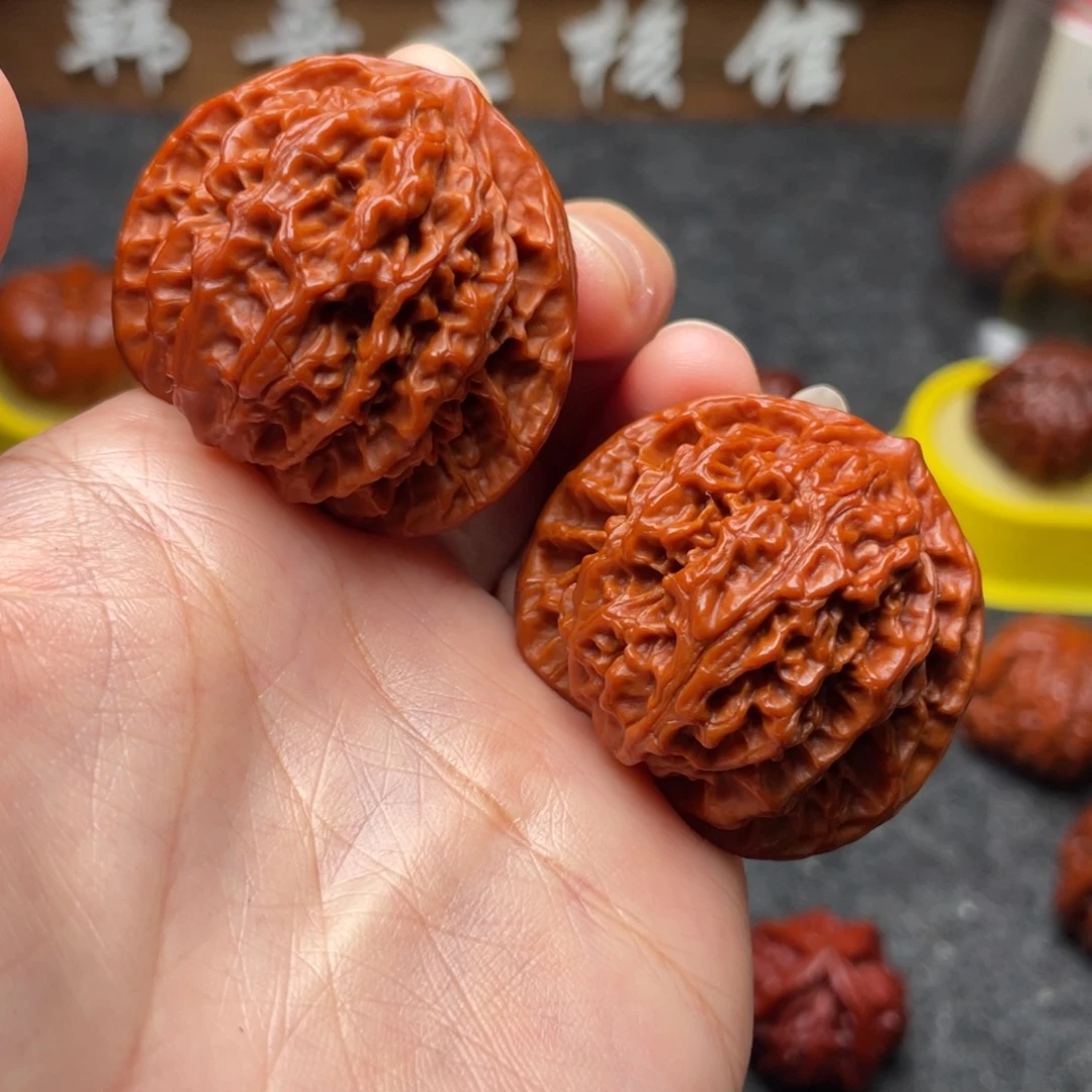 文玩核桃吊坠文玩核桃 手把件 盘龙纹 40