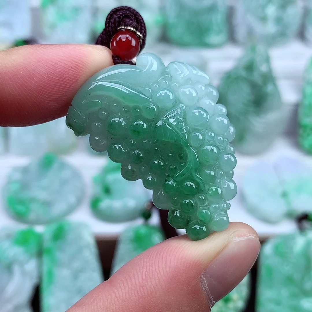翡翠未镶嵌颈饰翡翠吊坠