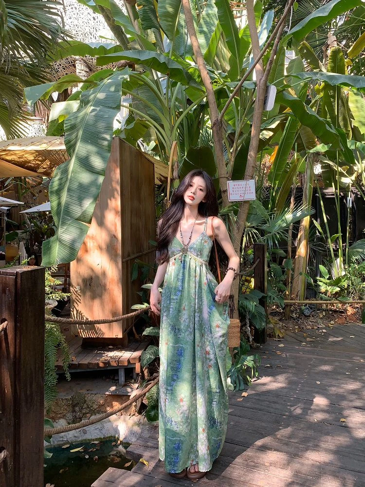 绿野仙踪森系仙儿吊带长款连衣裙裙子女夏季气质显瘦海边度假长裙