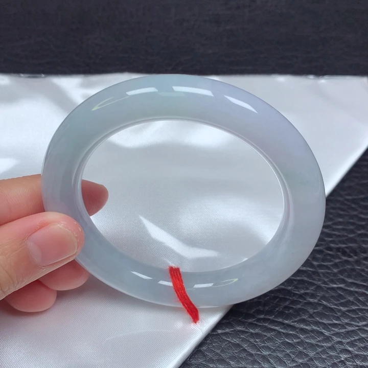 翡翠手镯（圆镯）未镶嵌