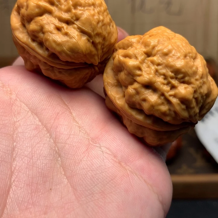 文玩核桃把件42祥龙十八包