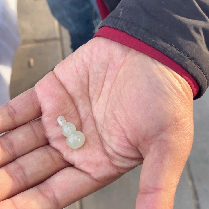 和田玉吊坠未镶嵌