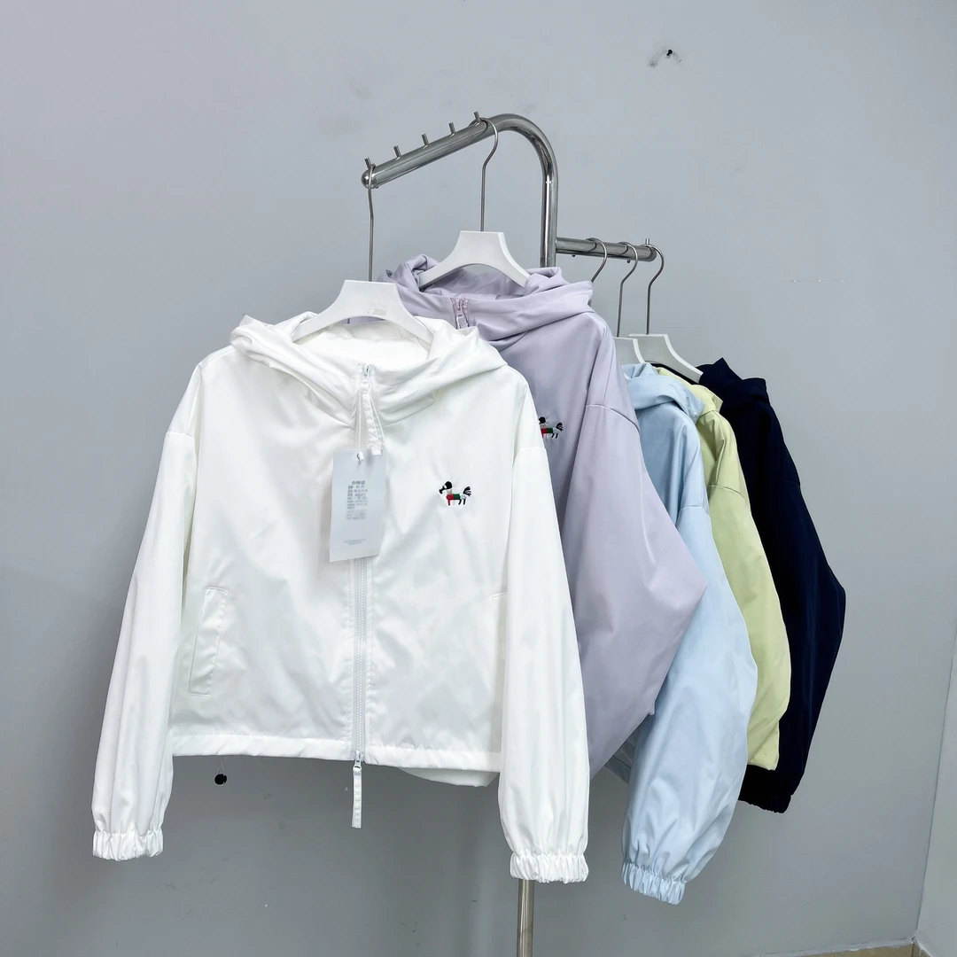 222女装外套时尚休闲百搭连帽潮流薄款外套