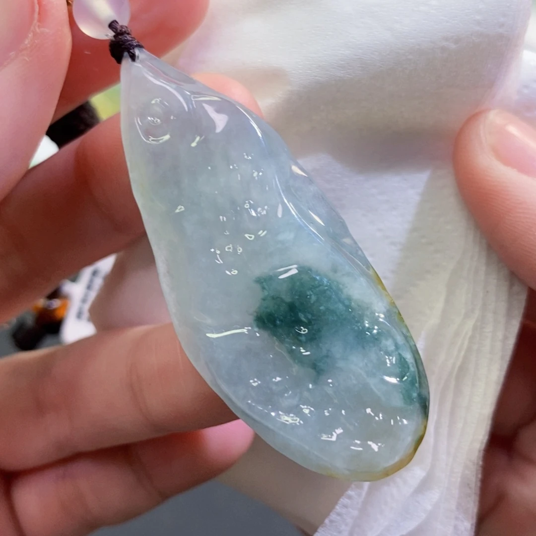 【闪购商品】翡翠吊坠(不含链)未镶嵌6317