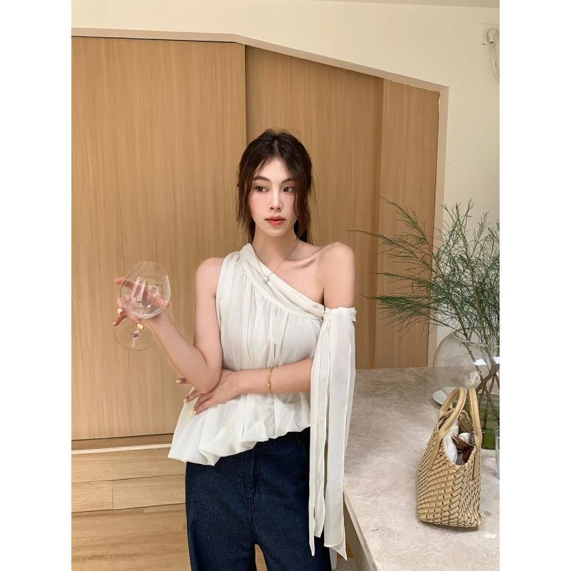 法式纯欲风夏日穿搭套装高级露肩吊带背心上衣女夏季牛仔裤两件套
