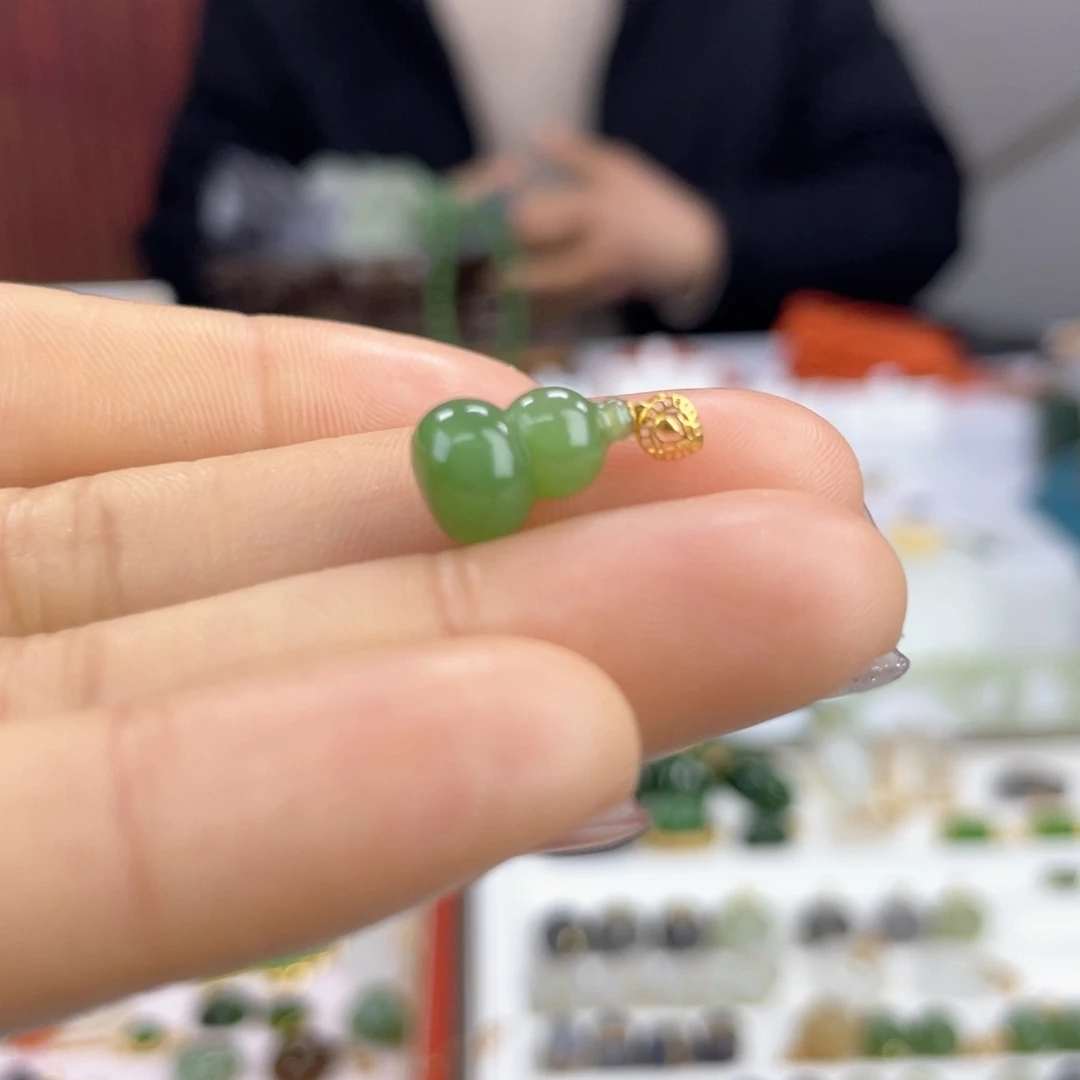 和田玉颈饰18K金镶嵌