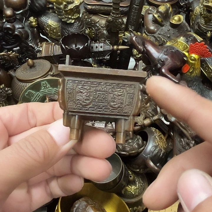 铜器摆件，精品铜器