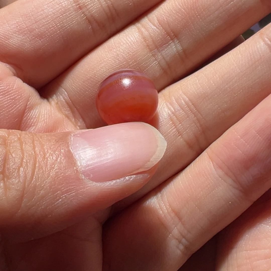 清***李玛瑙/玉髓未镶嵌珠子。