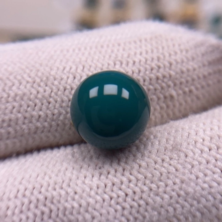 未镶嵌绿松石地狱绿圆珠10.3mmAA1005