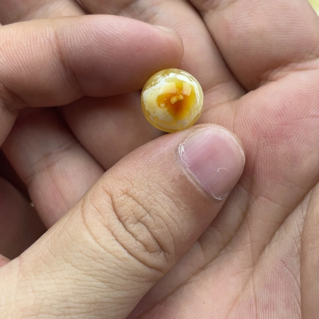 琥珀颈饰未镶嵌琥珀蜜蜡
