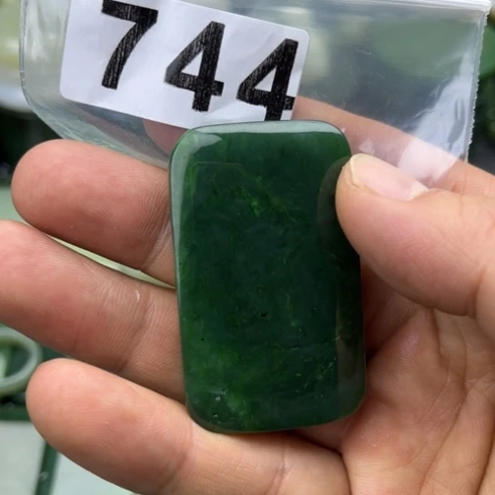 和田玉未镶嵌珠宝半成品