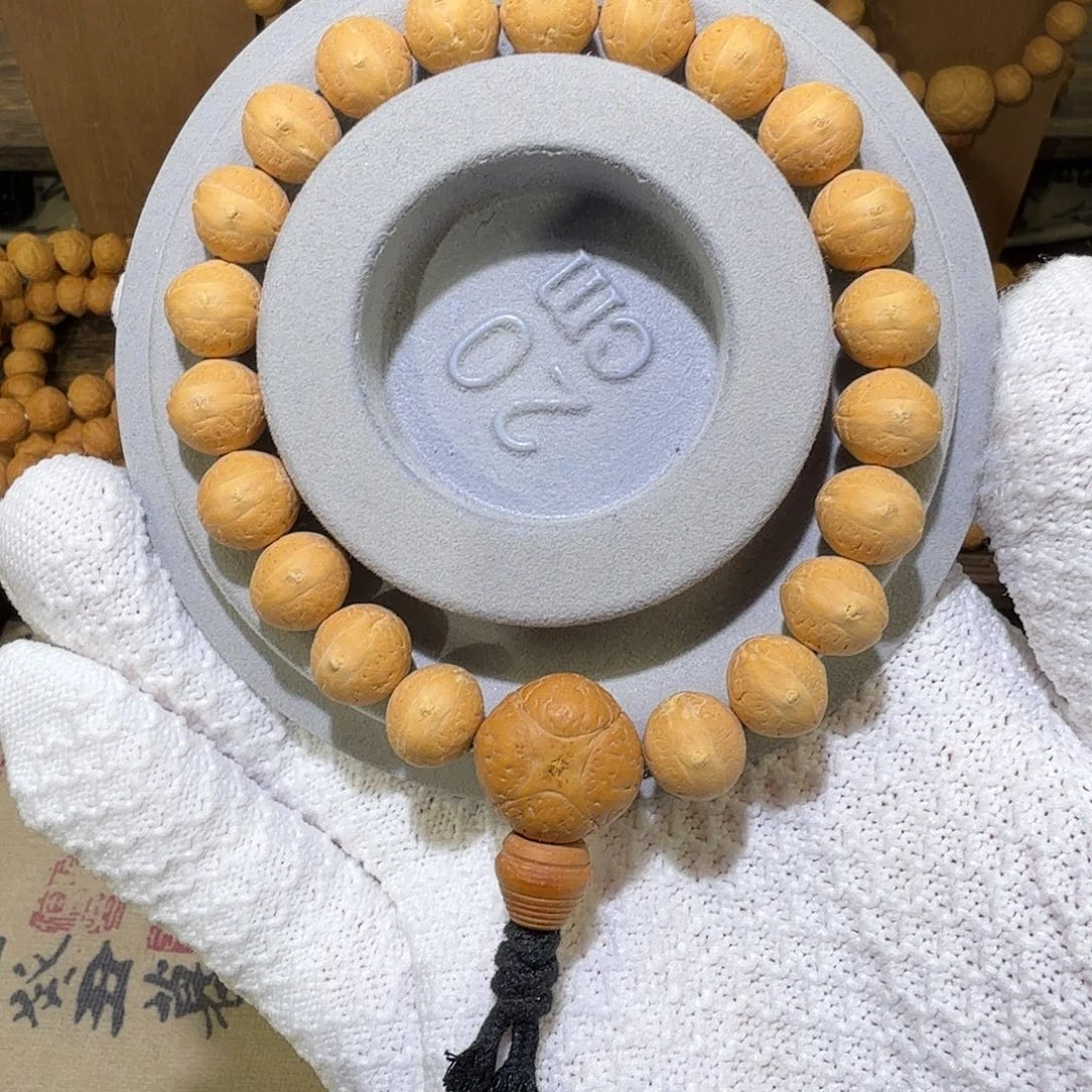 手串凤眼菩提飞碟实心奶油皮11.7-12mm