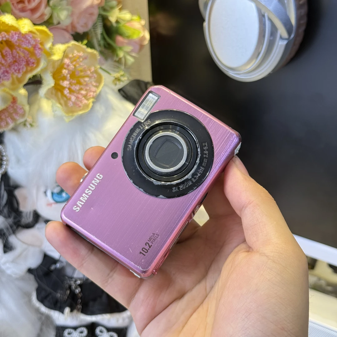 9新 Samsung/三星 三星pl50粉色冷白皮柔焦带配件适合新手