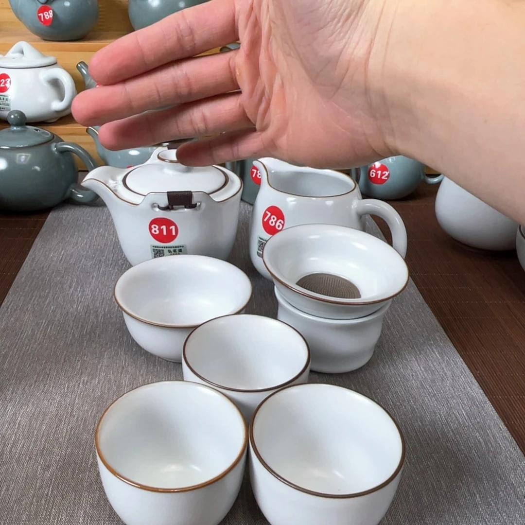 瓷片小微瑕。。。。。。。。。。。