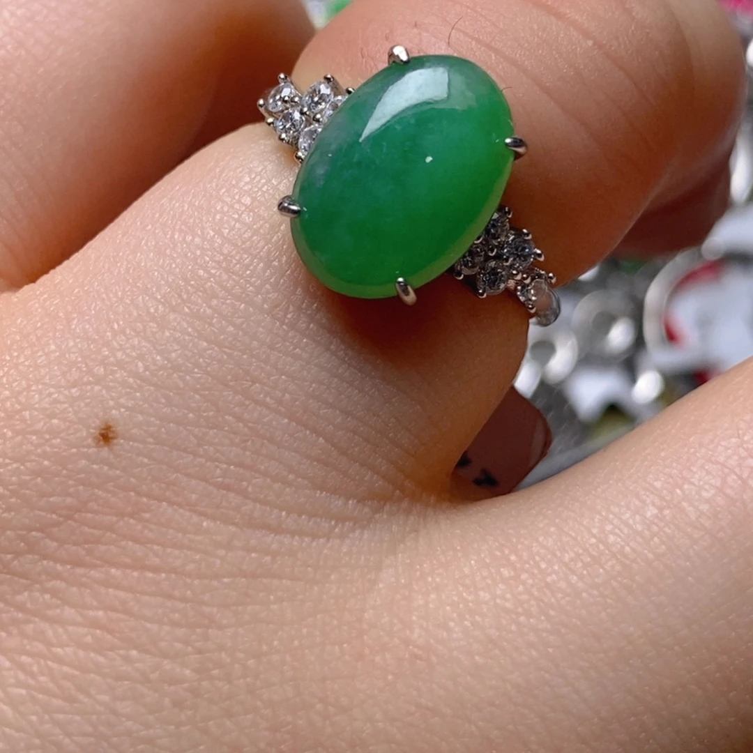 银S925镶嵌戒指翡翠百内无证书