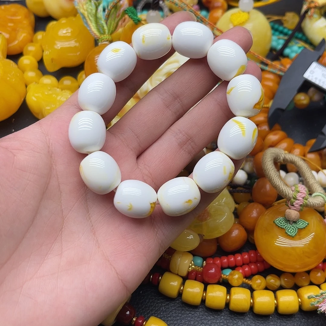 16mm瓷白枣珠手串