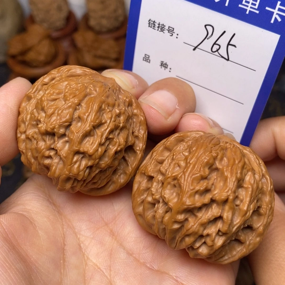 文玩核桃把件磨盘全品40。 965