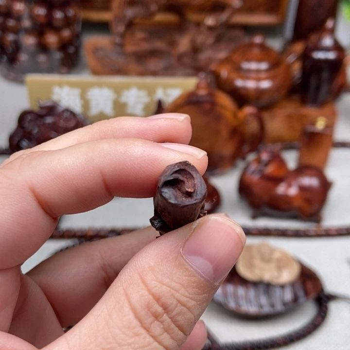 力***蘅把件黄花梨/降香黄檀