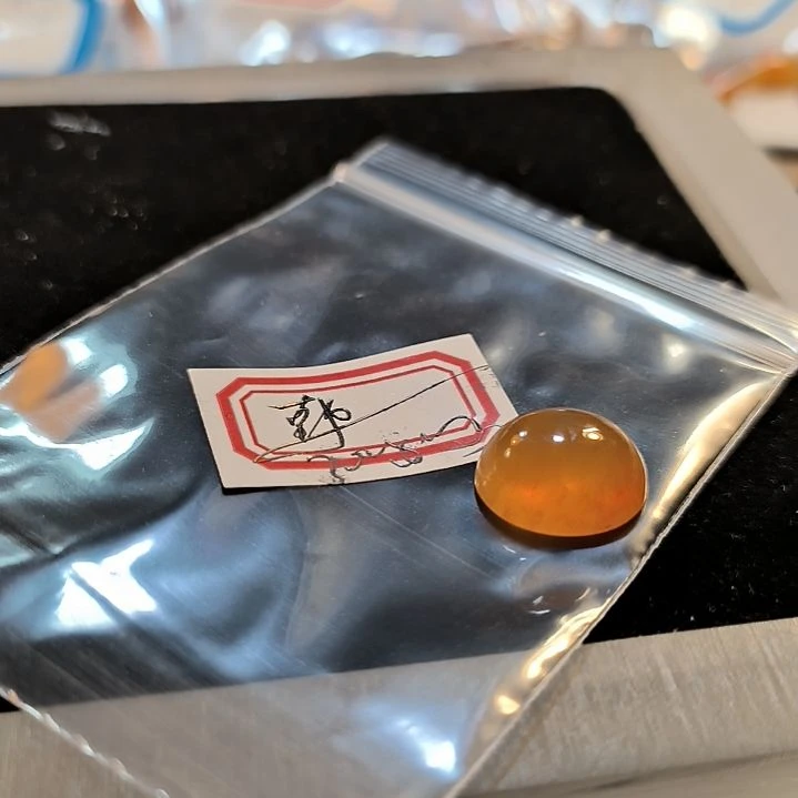 让***天未镶嵌戒面石英岩玉