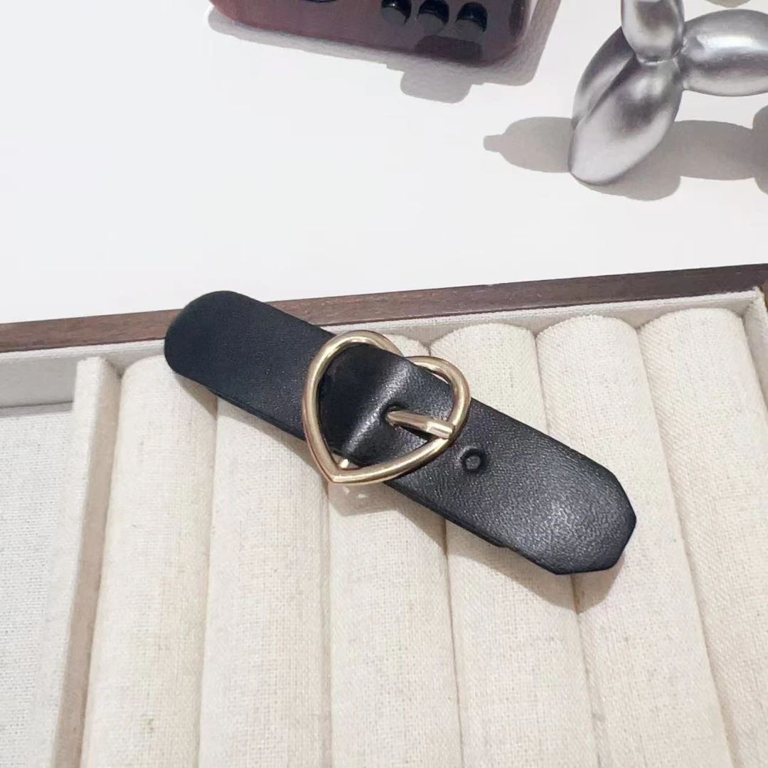 设计感小众爱心侧边刘海夹J2235