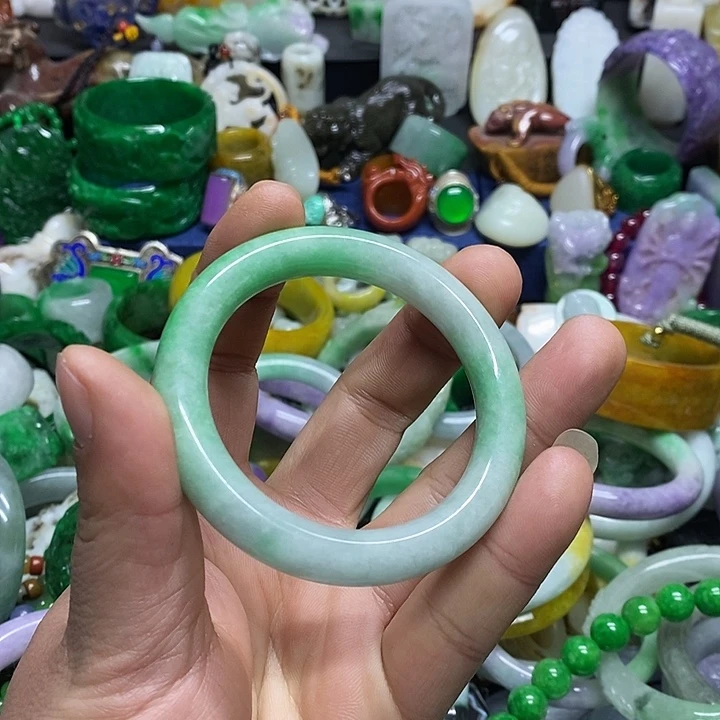 颈饰未镶嵌翡翠伊*官方正规军回血放漏