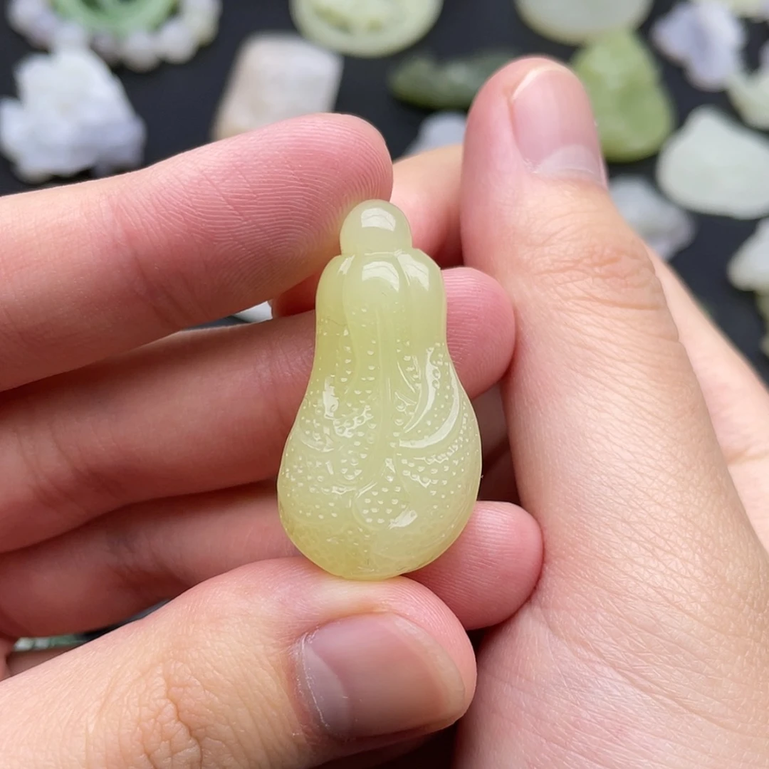 【闪购商品】颈饰未镶嵌和田玉