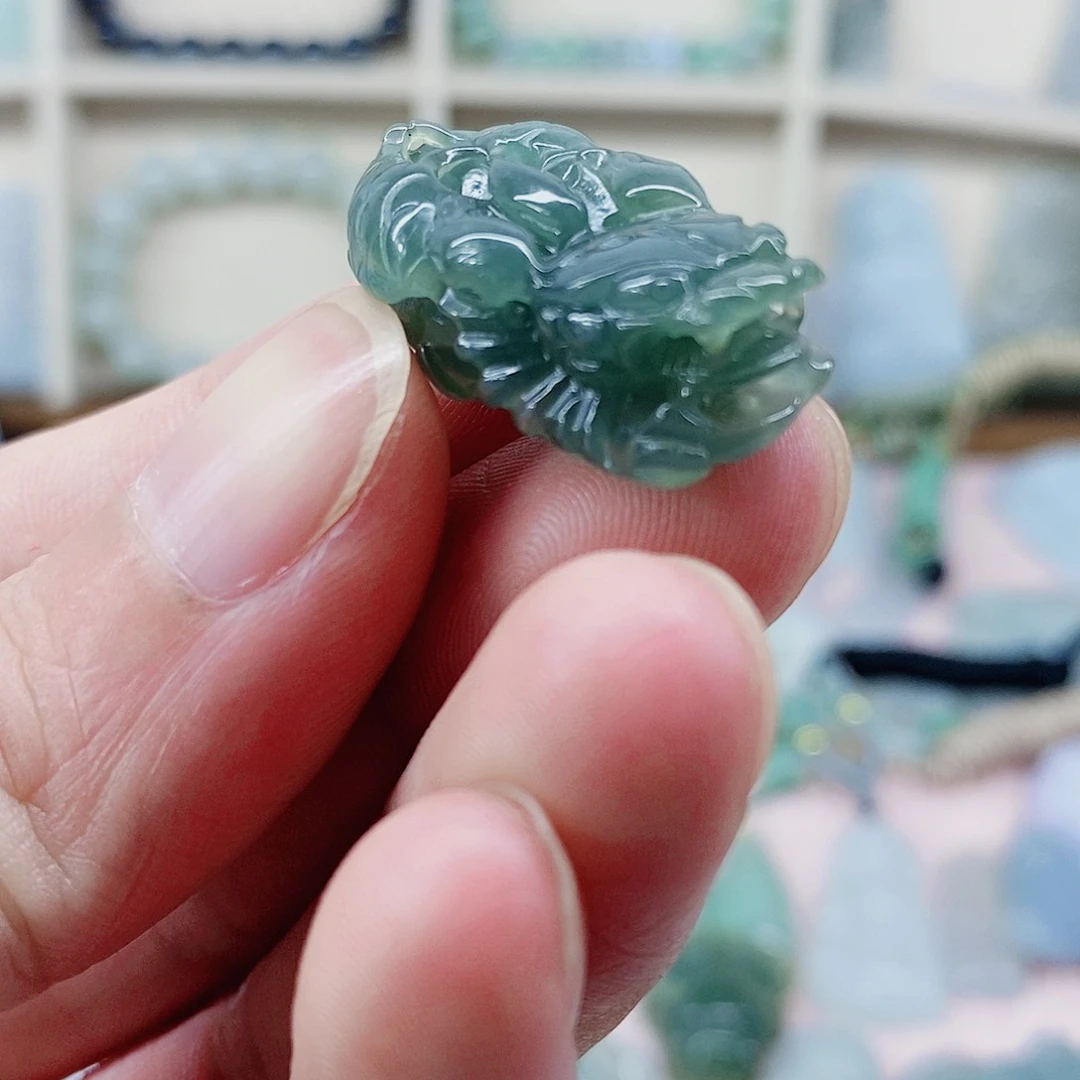 吊坠(不含链)未镶嵌翡翠天然