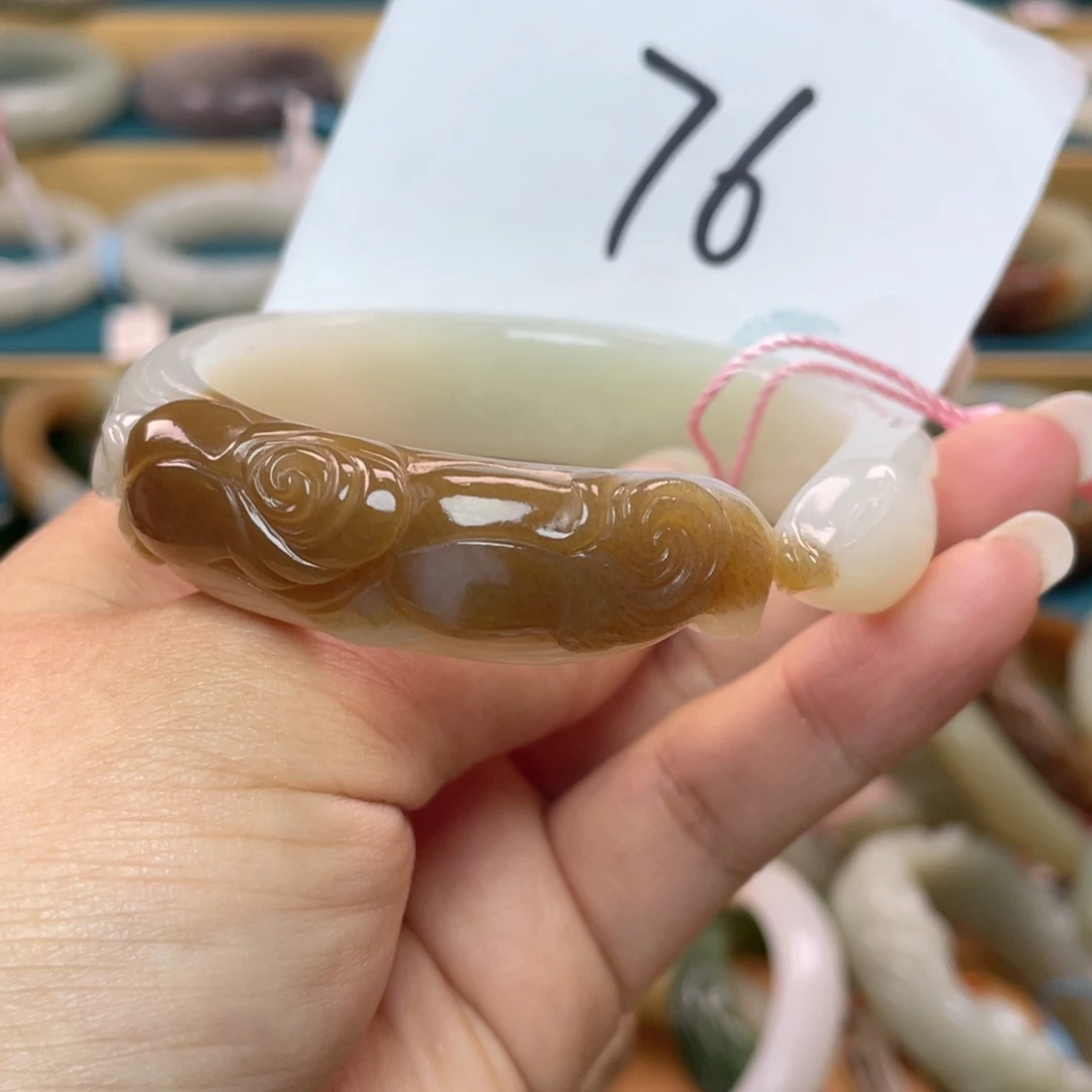 未镶嵌手镯和田玉圈口56