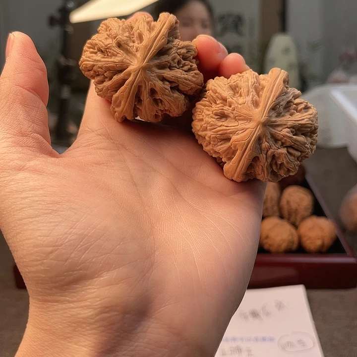 文玩核桃把件粗筋43
