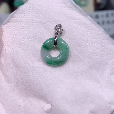 颈饰银S925镶嵌翡翠甜甜圈