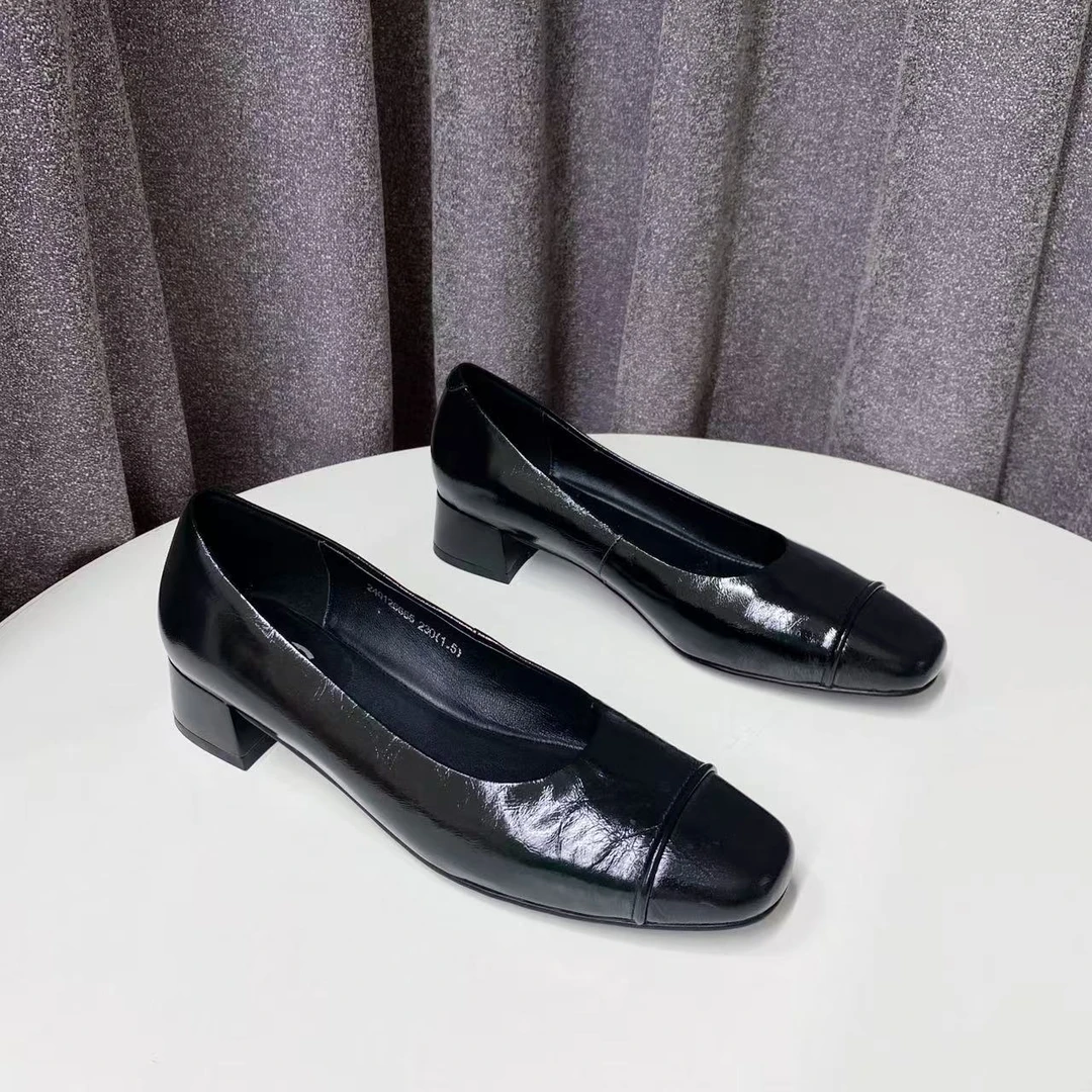 C7081 黑色 时尚方圆头舒适低跟高端浅口女单鞋