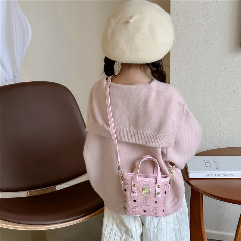 儿童小包女孩小熊手提包宝宝新年包包背包公主斜挎包单肩包