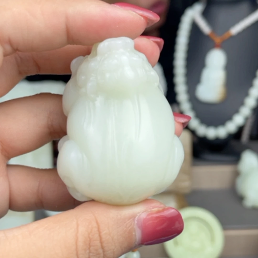 【闪购商品】颈饰未镶嵌和田玉