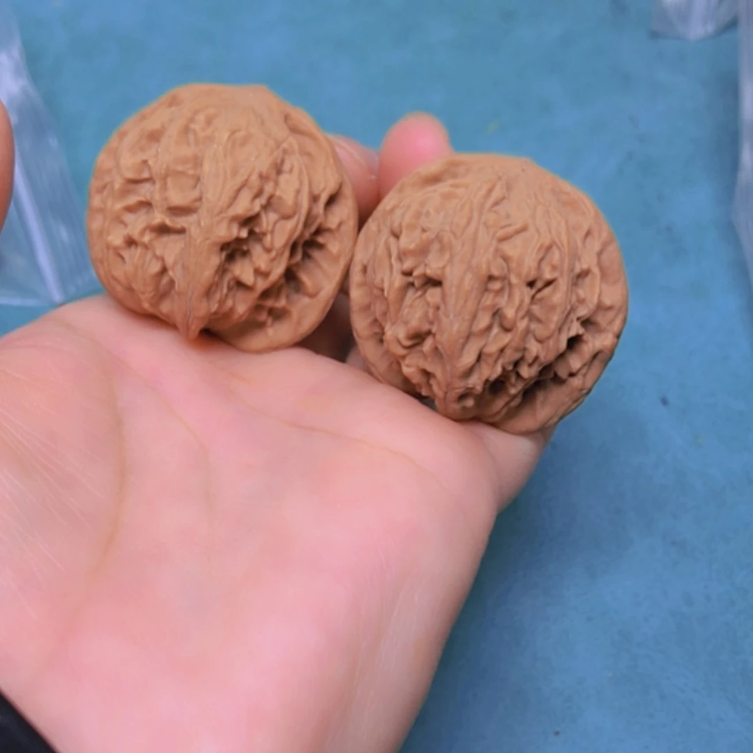 【闪购商品】摆件核桃38小众十方有黄