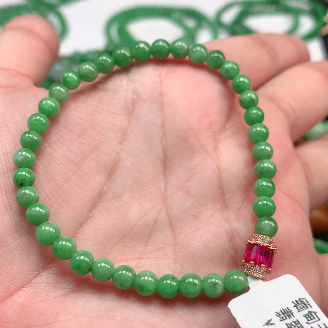 翡翠手链未镶嵌翡翠