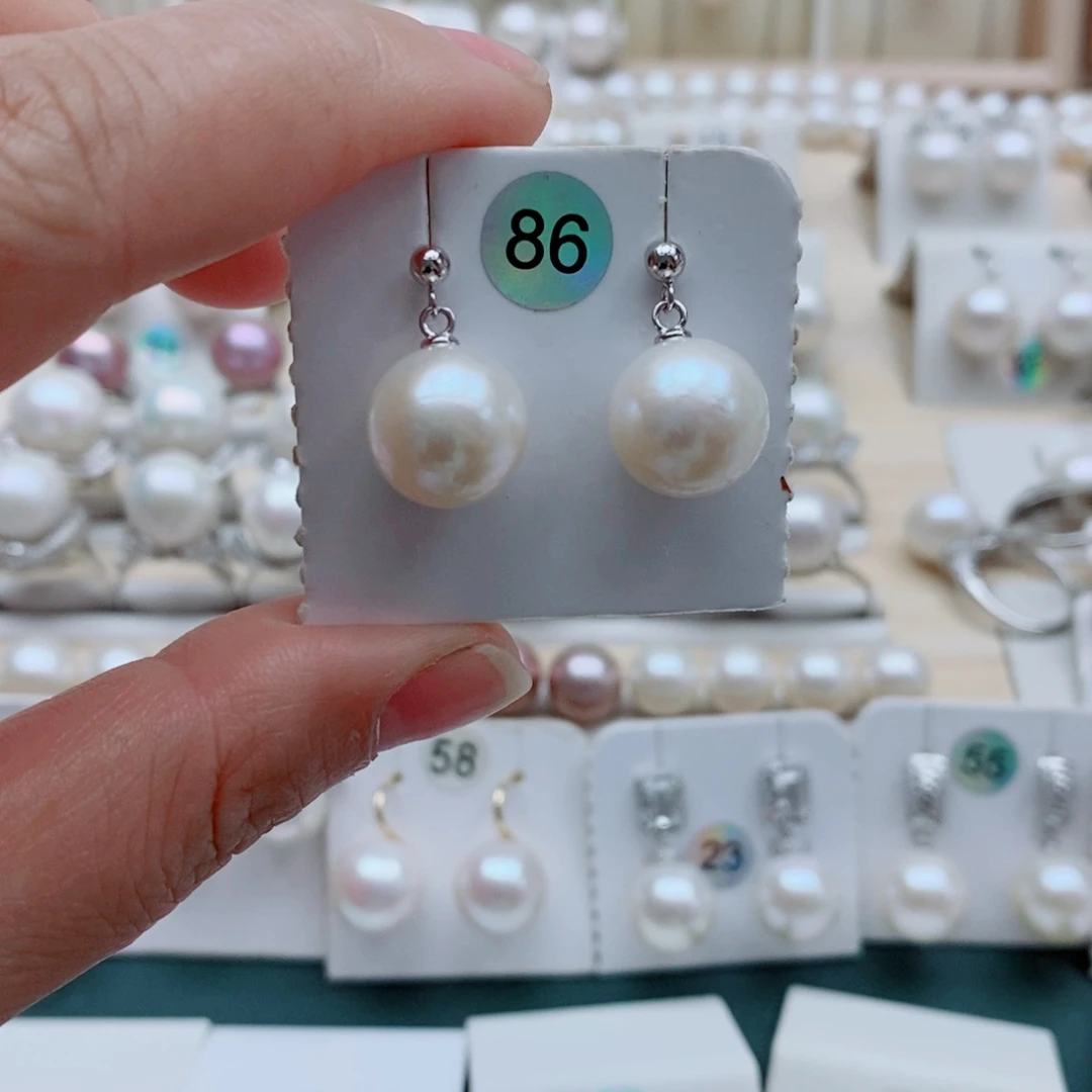 颈饰银S925镶嵌淡水珍珠