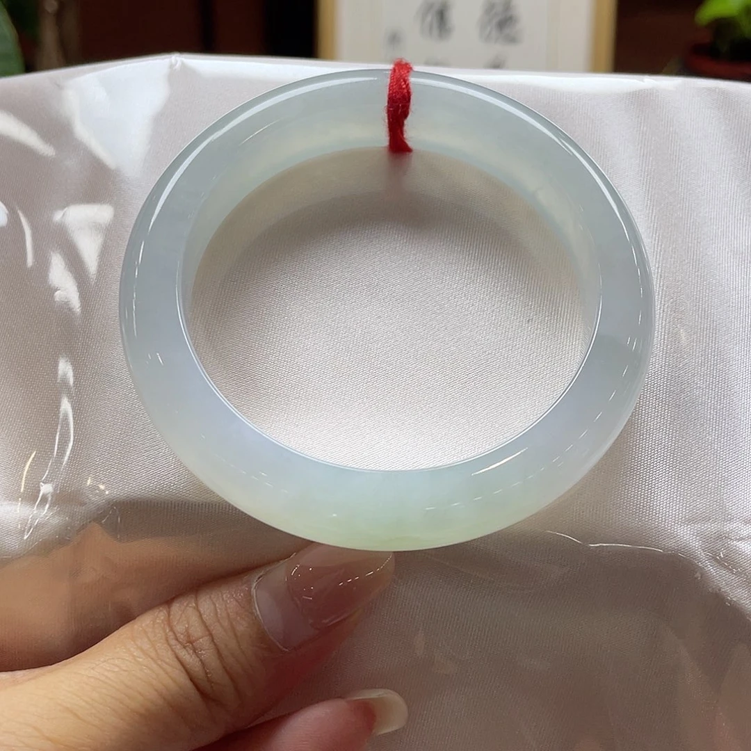 翡翠未镶嵌手镯13 号链接