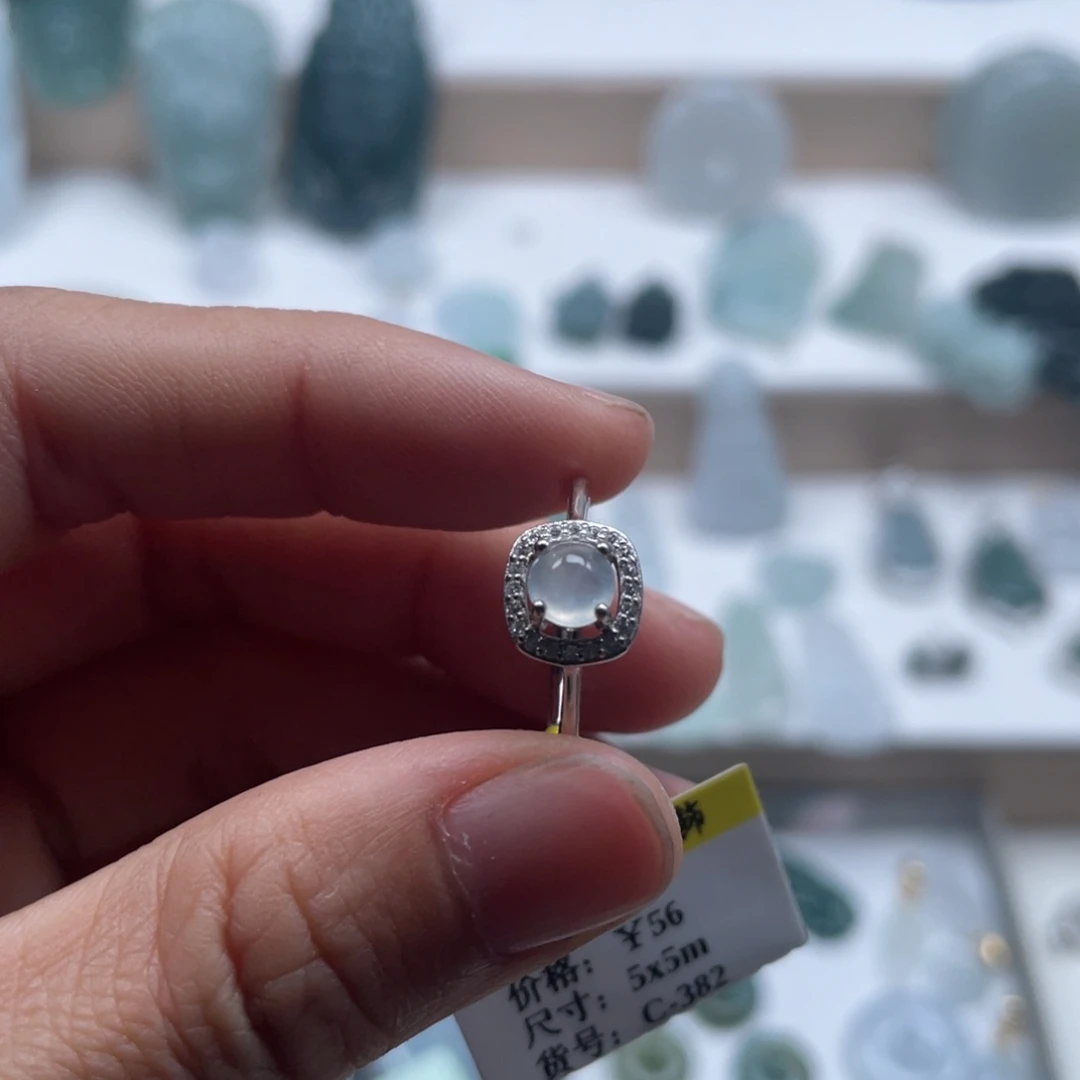 翡翠未镶嵌颈饰天然翡翠