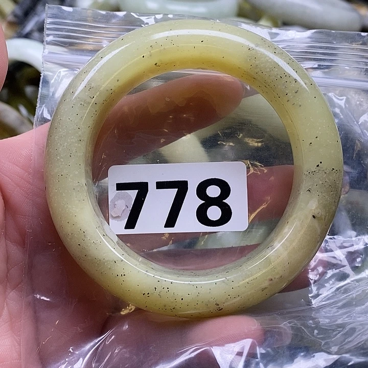 杜***若蛇纹石玉未镶嵌手镯