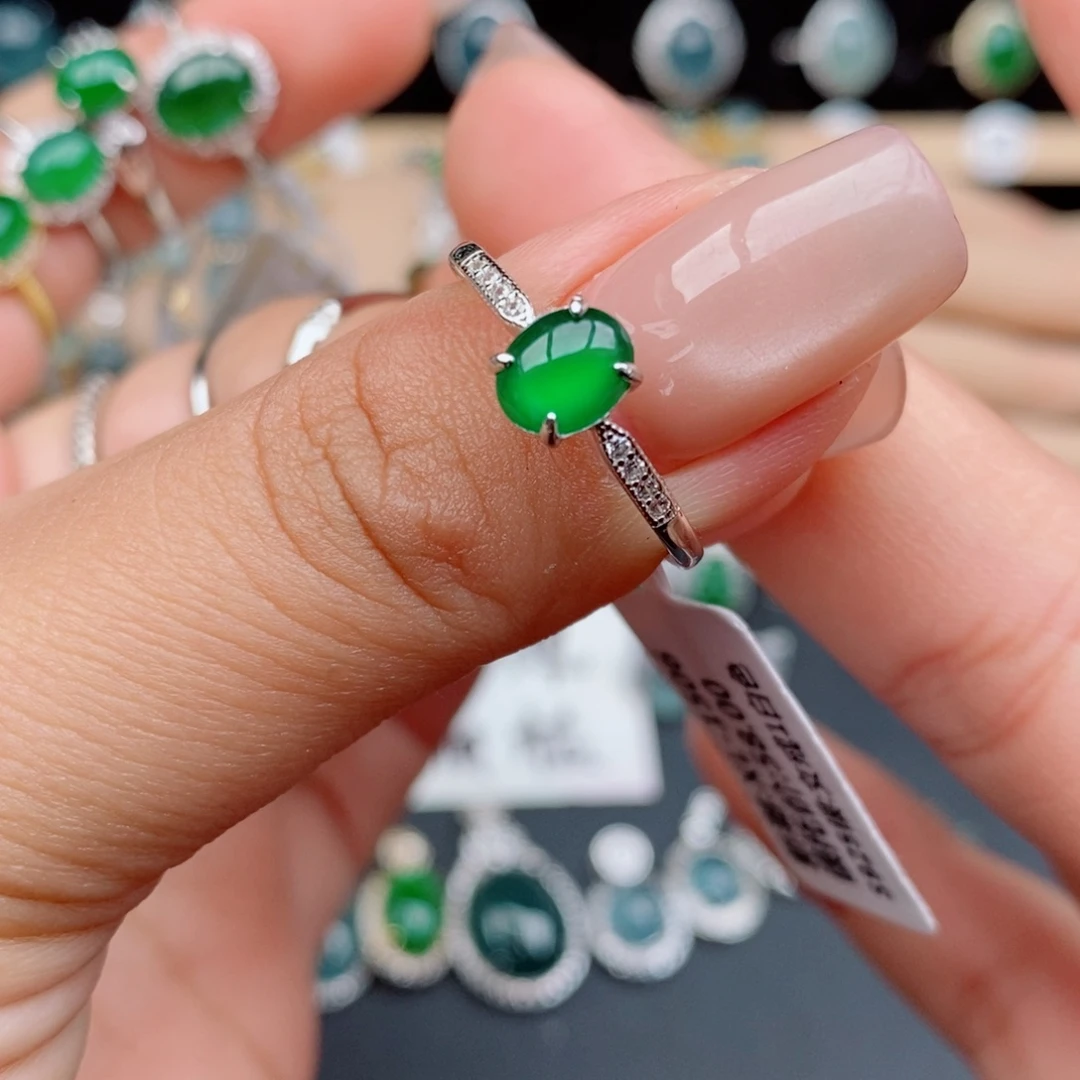 银S925镶嵌戒指翡翠