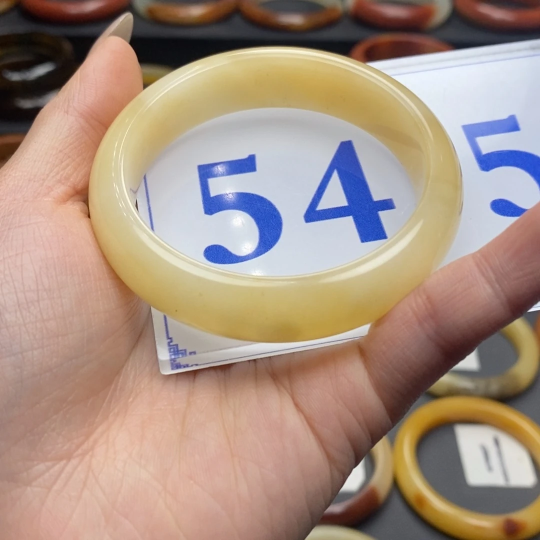 石英质玉（黄龙玉）手镯未镶嵌