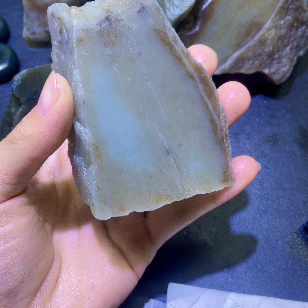 和田玉未镶嵌珠宝半成品