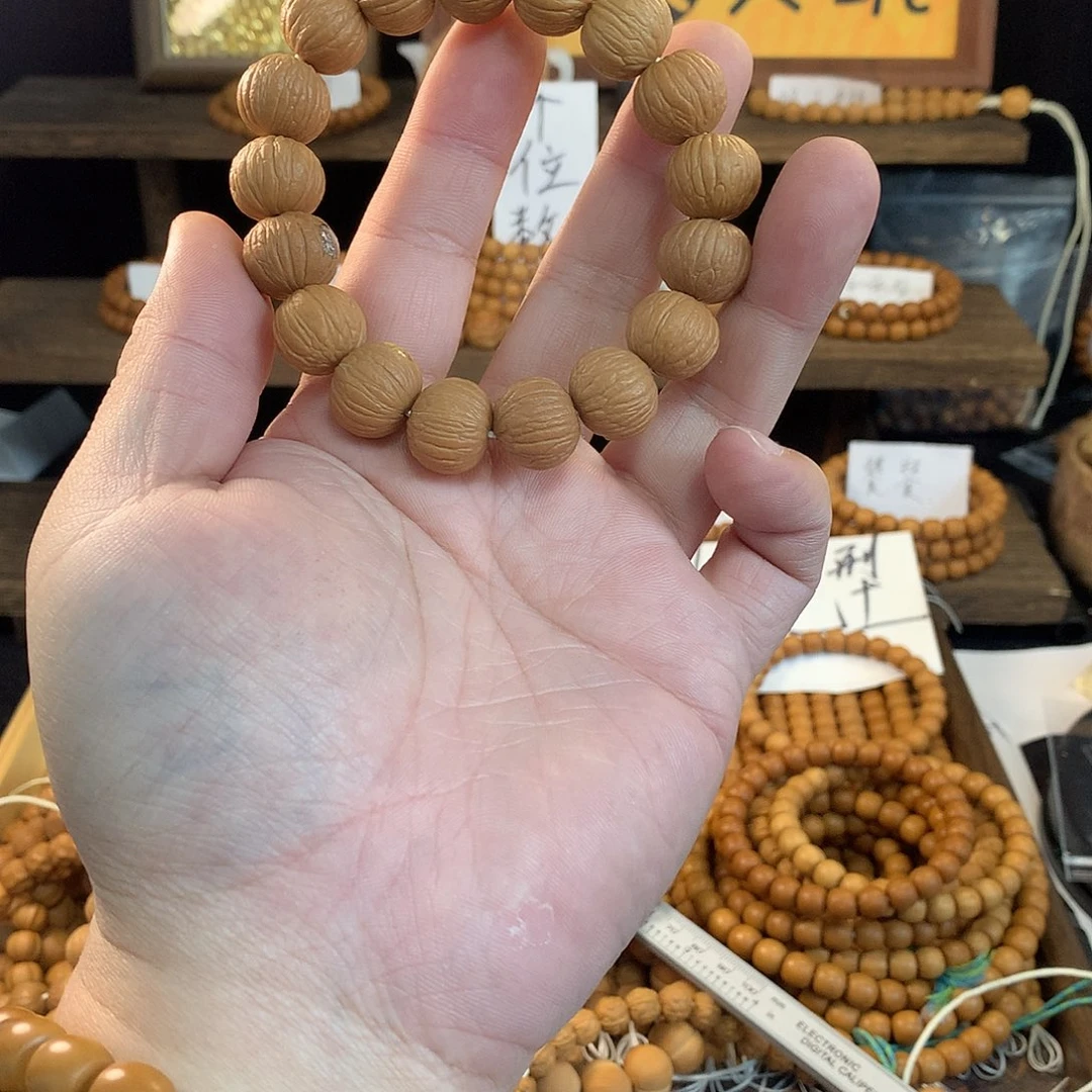猴头核桃手串猴头小人