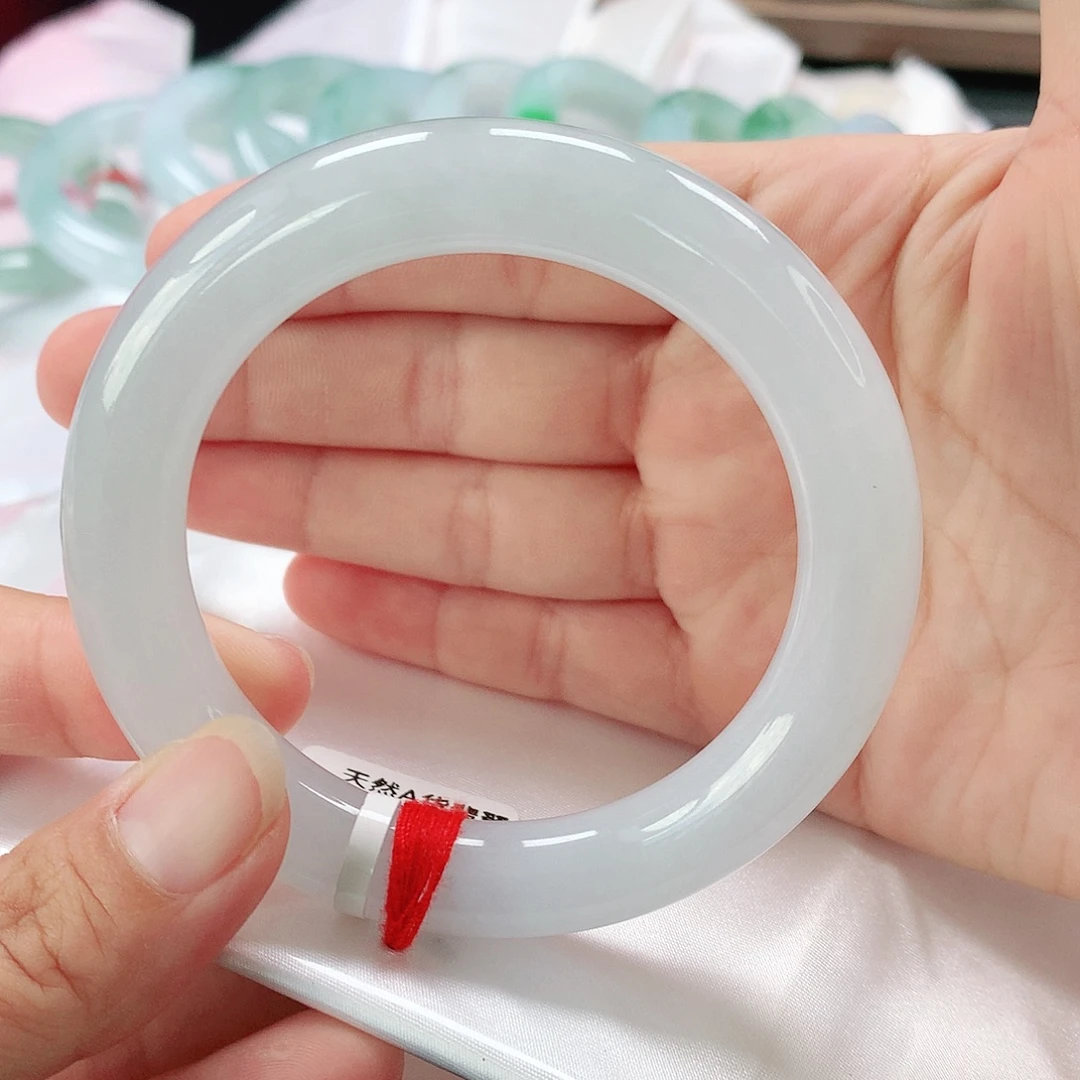 翡翠未镶嵌手镯56胖圆