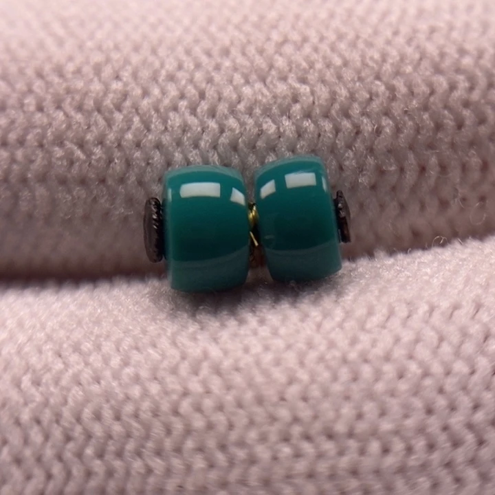 未镶嵌绿松石珠宝奇石直切对珠5.6mm福利款AA598