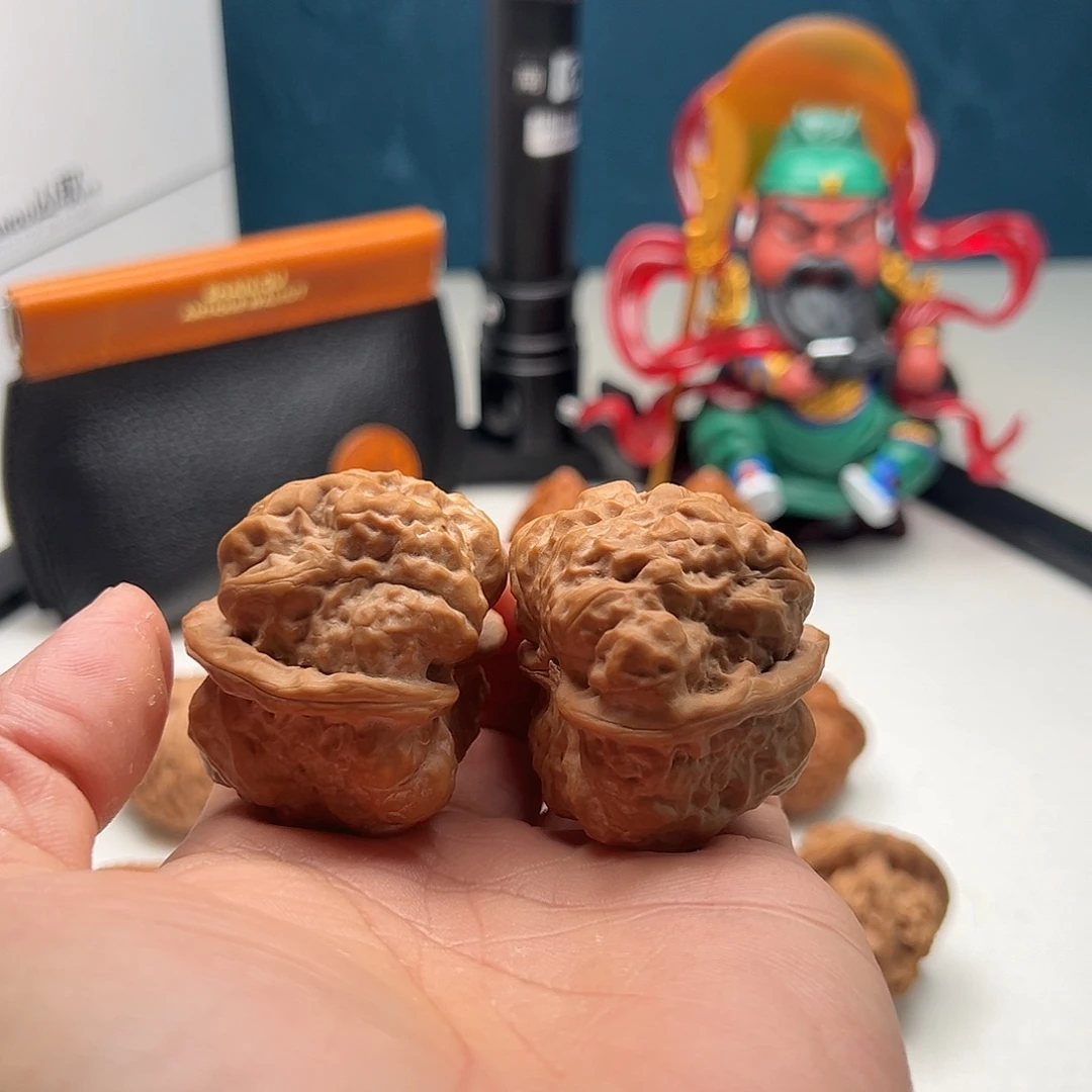 H***O文玩核桃吊坠蛤蟆头