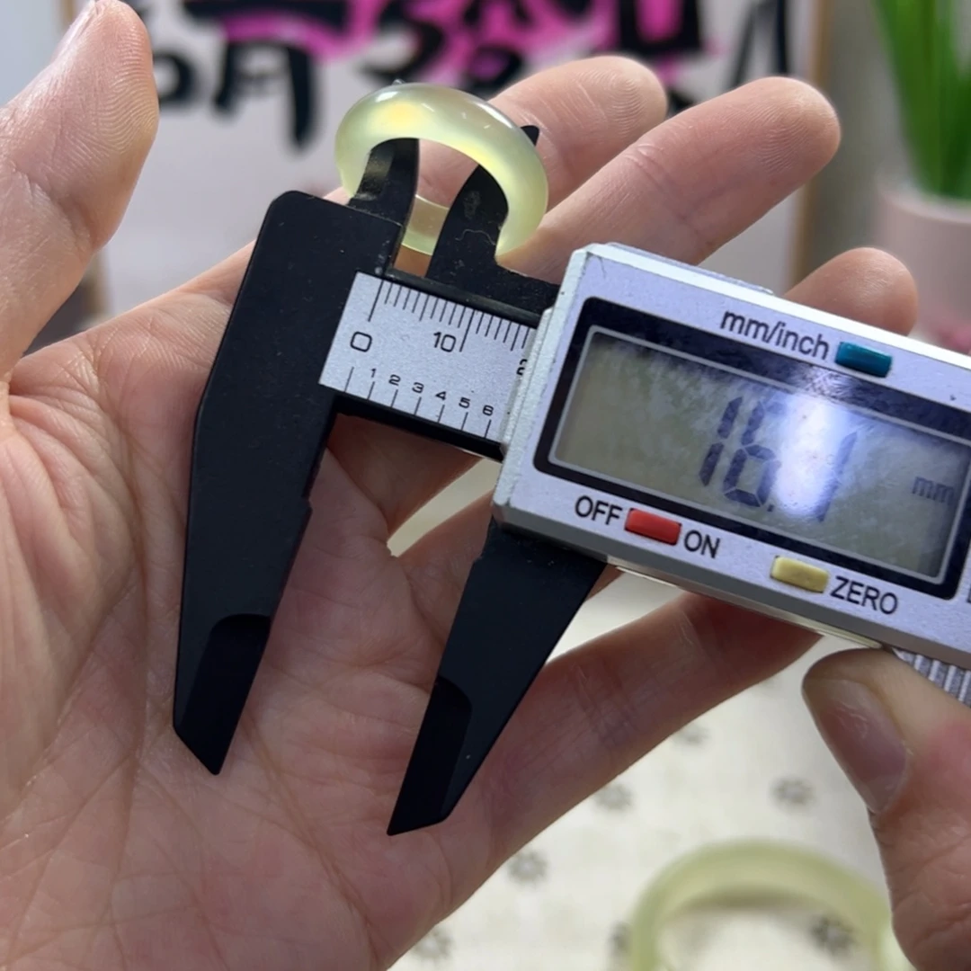 蛇纹石玉手镯未镶嵌113