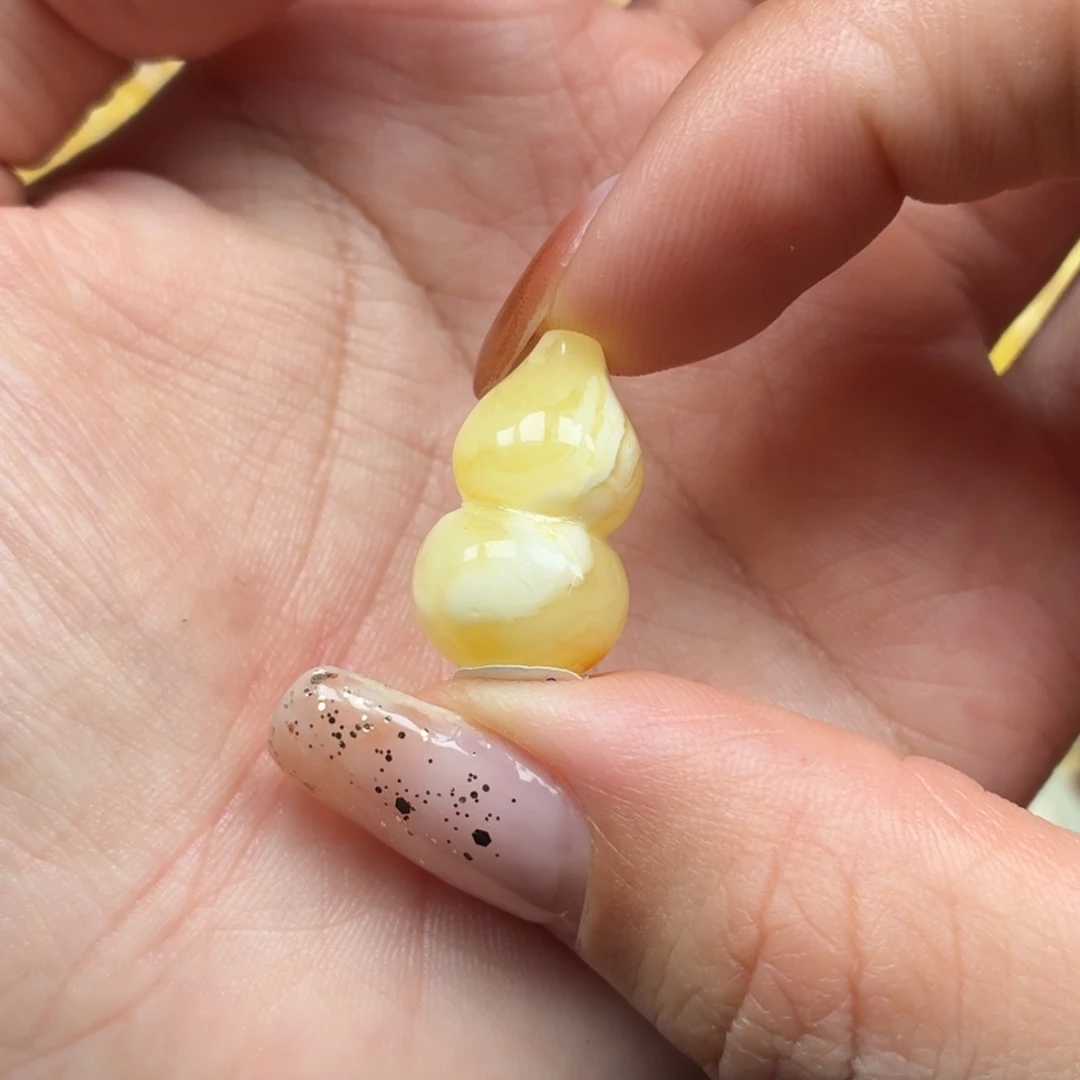 琥珀未镶嵌裸石蜜蜡